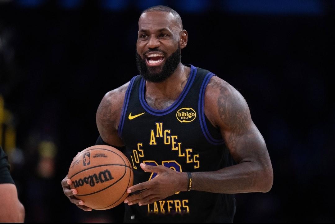 詹姆斯：我们第四节的协防做得很好，下半场篮板保护更好了NBA常规赛继续进行，湖人