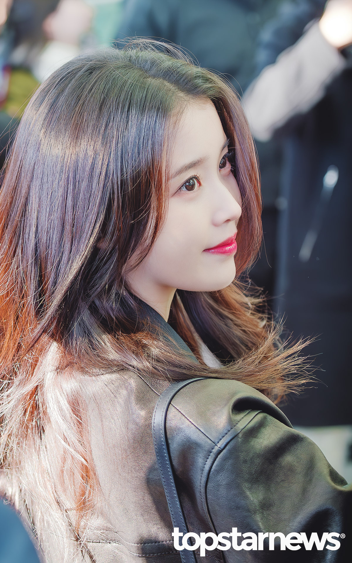 不是…这是站姐吧