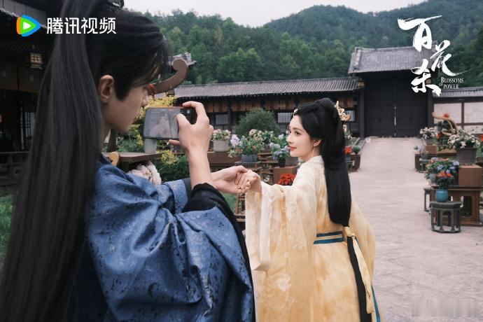 百花杀今晚大婚看到这个消息作为粉丝也是狠狠幸福了，终于等来了大婚的名场面，孟子义
