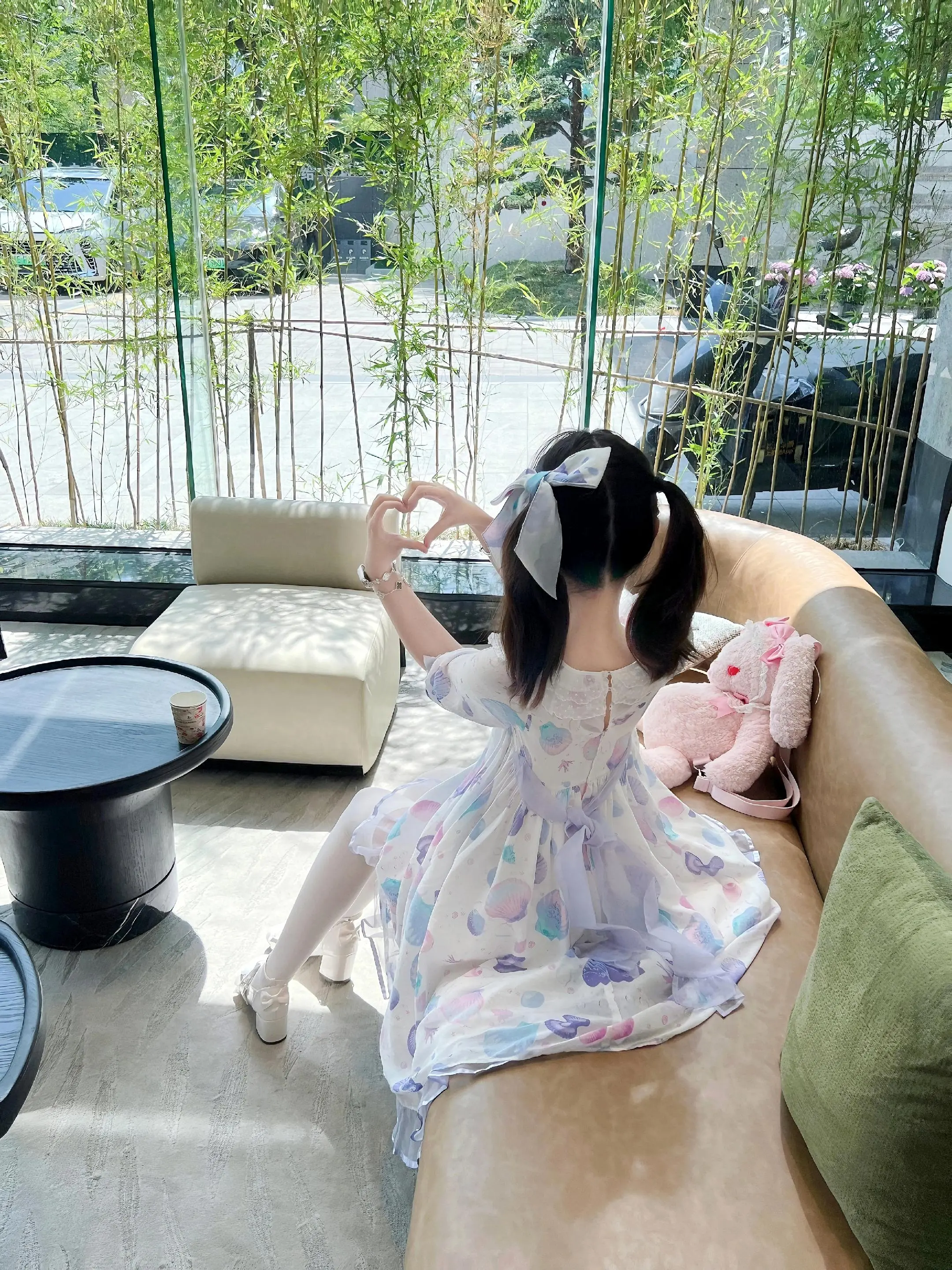我需要很多很多爱(没有说钱不要的意思)