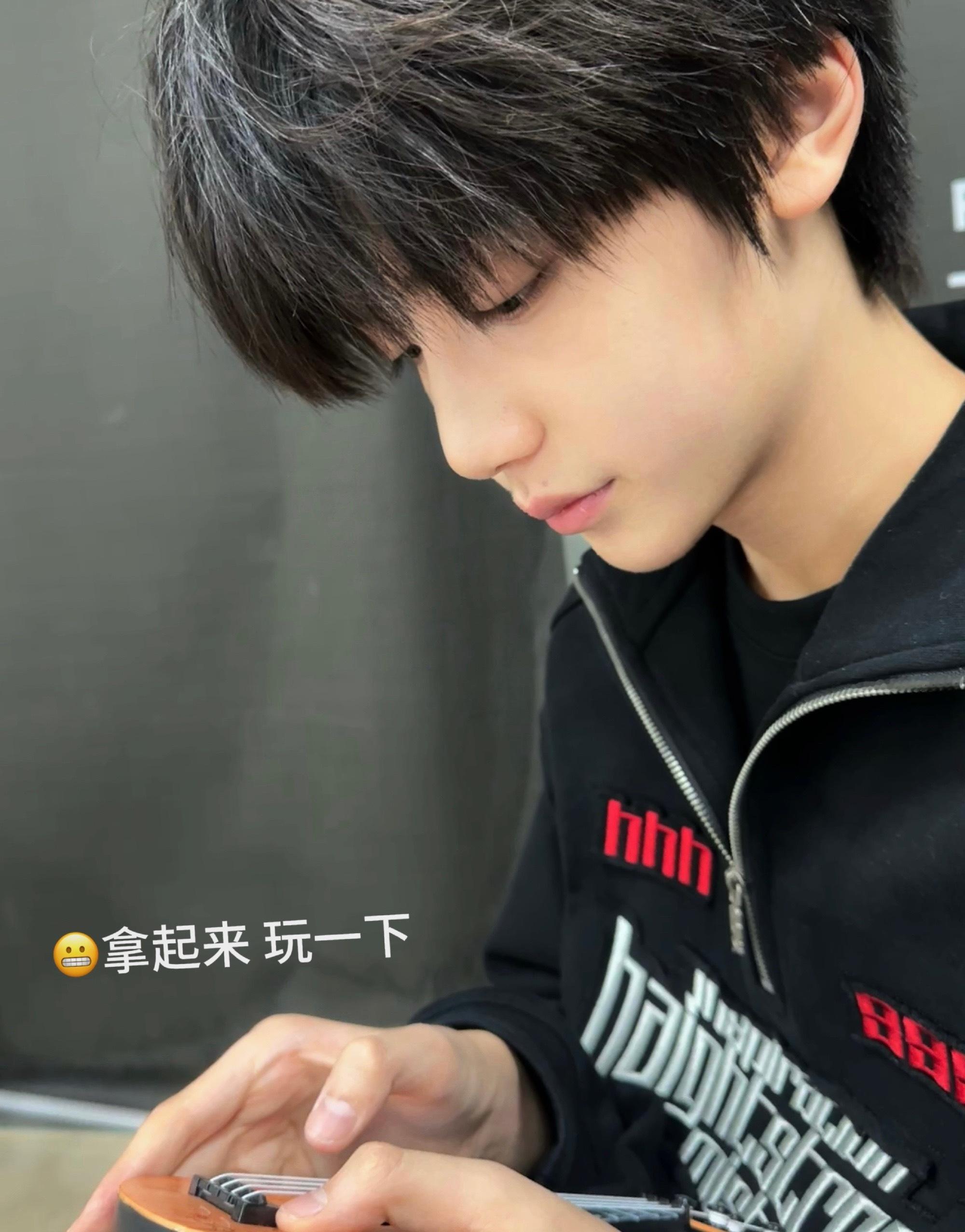 魏子宸 我保证魏子宸是天使来的，走过路过来一抽ccl哦！ 
