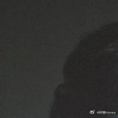 朱志鑫 朱志鑫朱志鑫二十心驰向无垠 朱志鑫 天生偶像 今年的冬天格外的冷 庆幸你