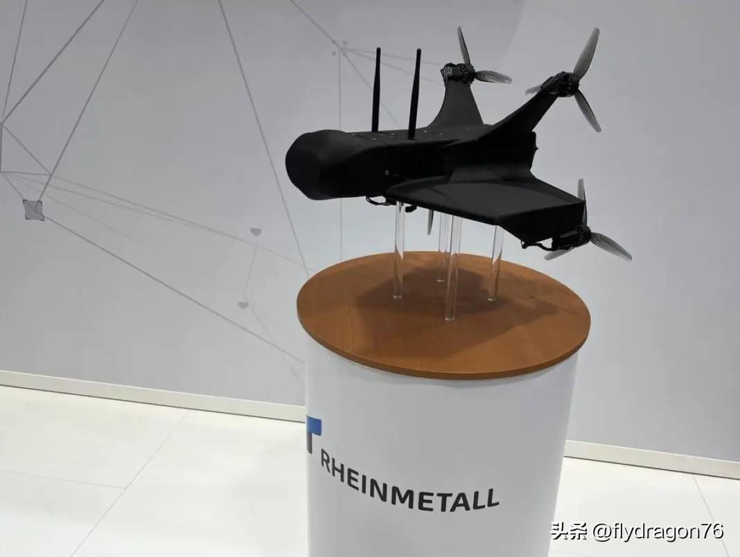 ✈️🇩🇪 德国新型无人机拦截器

德国杜塞尔多夫的莱茵金属公司展示了RV-0