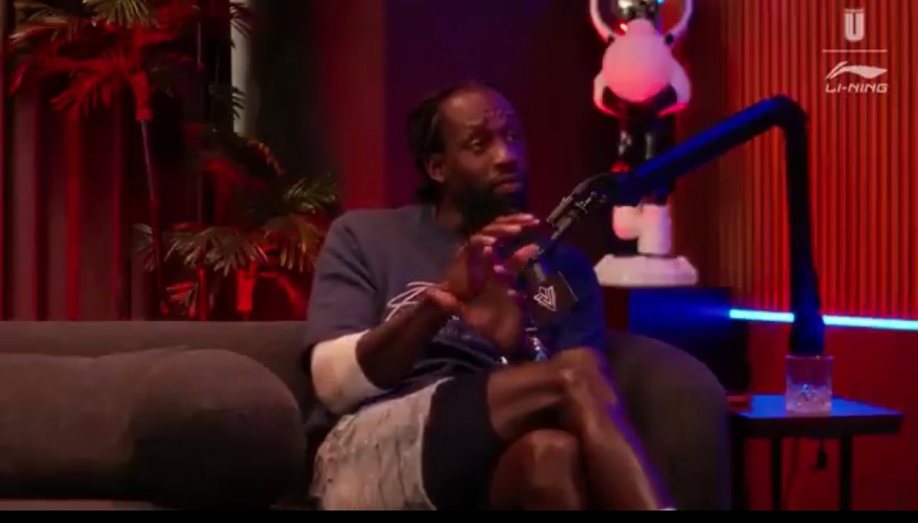 帕特里克·贝弗利最近在播客透露，快船当初给他开出的续约年薪只有400万至600万
