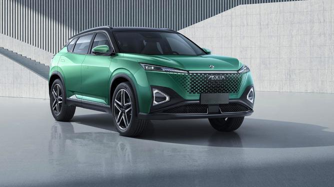 2024款荣耀版DH-i 1.5T豪华型，行驶11万公里。车辆行驶至5-6万公里