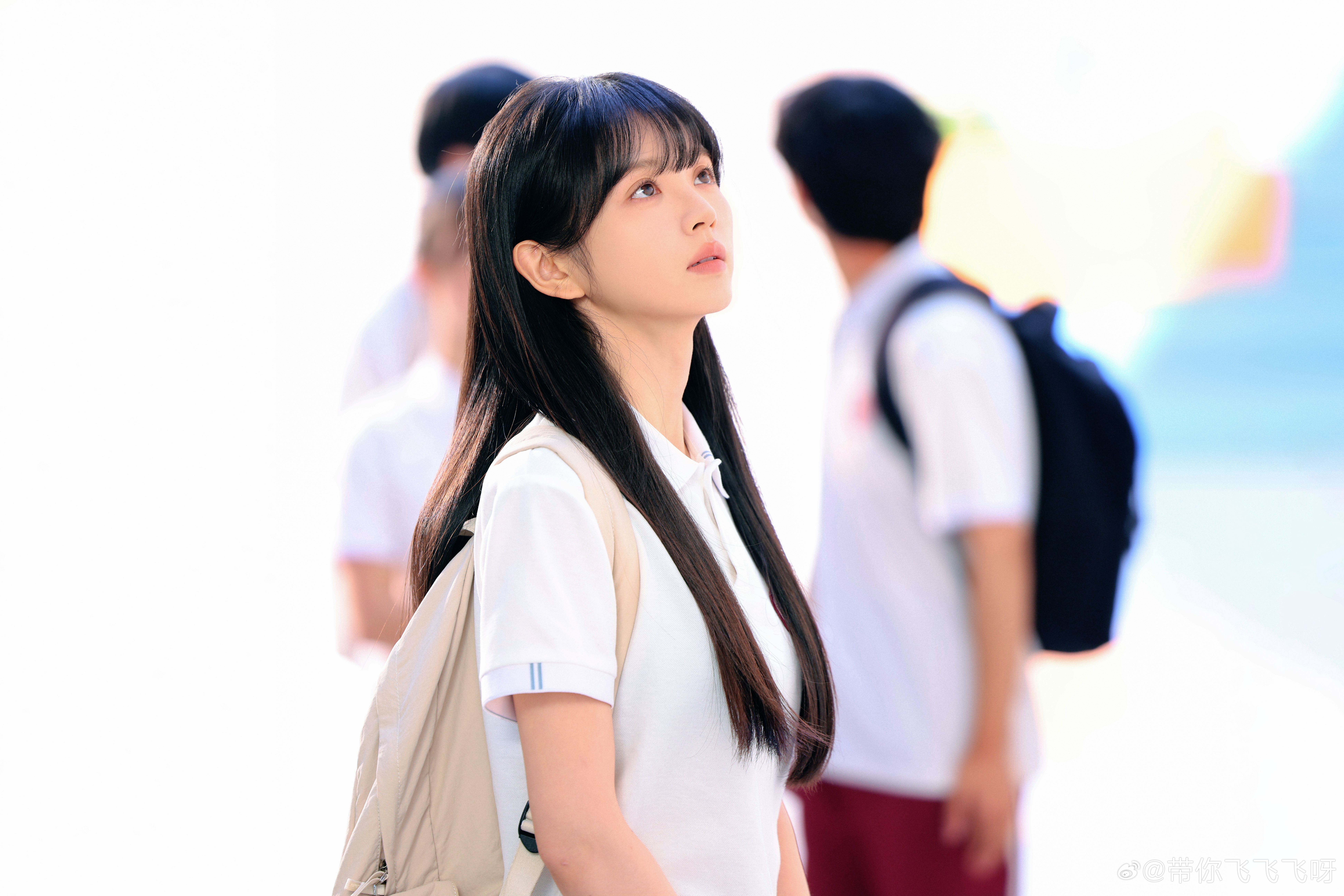 田曦薇怎么洗把脸就来演林知夏了好多人都说她自带校园buff，洗脸后的状态褪去明星