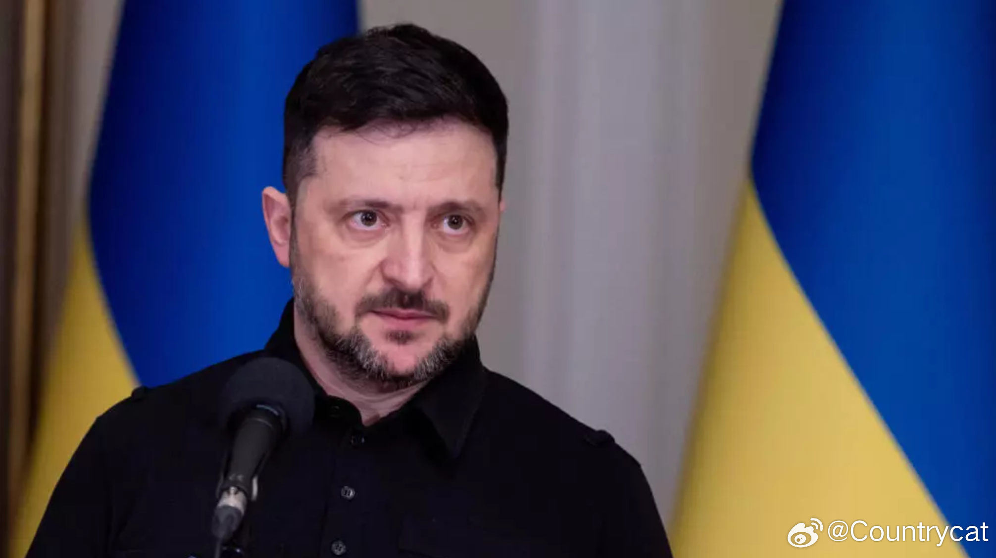 俄乌在阿布扎比展开第二天会谈 泽连斯基称已有5.5万名乌军阵亡海外新鲜事俄乌局势