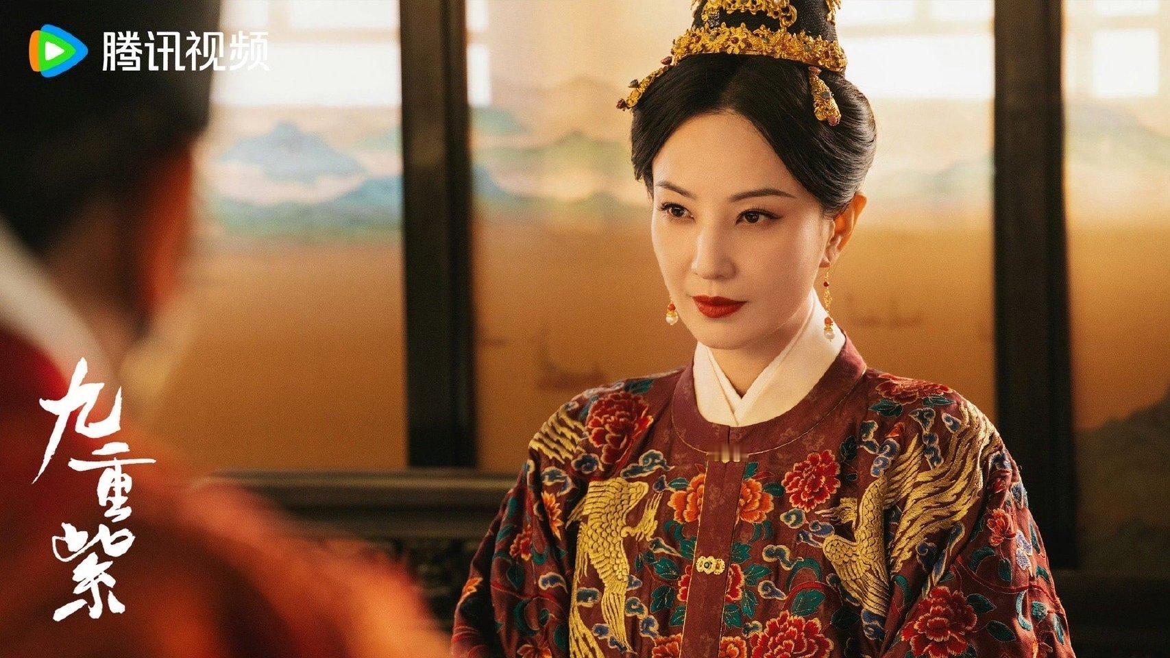 郑希怡演得皇后给我看爽了 谁看了郑希怡演绎的皇后，能不说出一个字，爽！那种母仪天