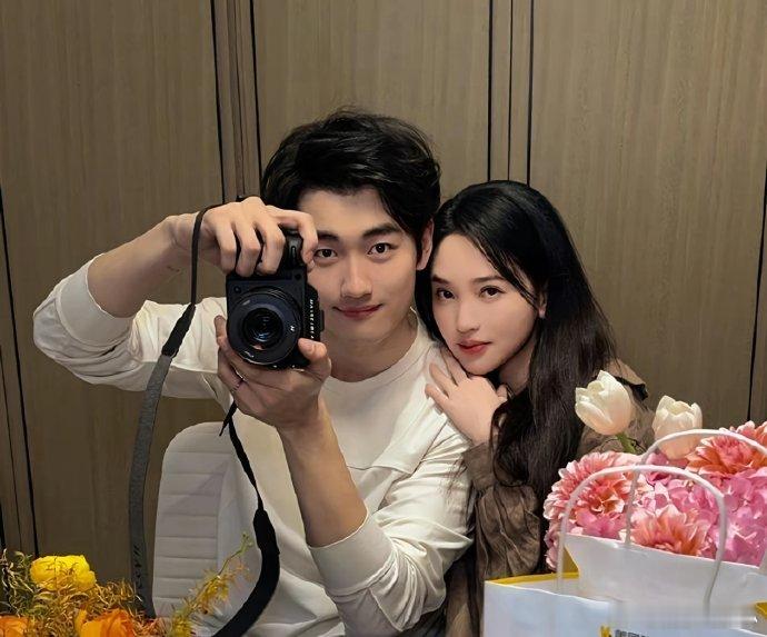 金莎孙丞潇备孕家人们，最近娱乐圈又有新动态啦！金莎和孙丞潇这对 CP 竟然传出了