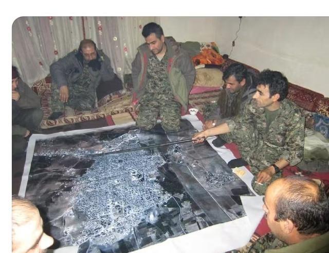 1993年南斯拉夫内战，伊朗革命卫队参战！波黑穆族军队与伊朗革命卫队军官一起策划