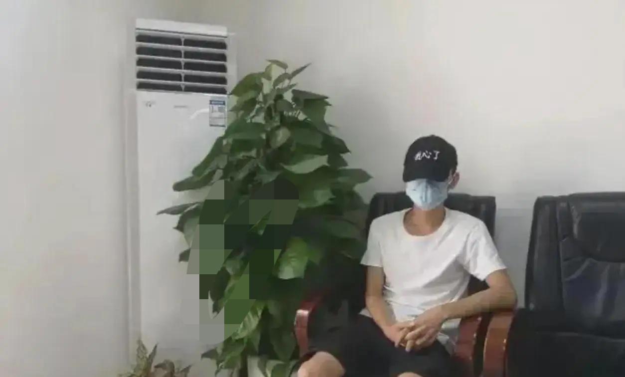 “解释不清了！”湖南，17岁小伙和女友酒店开房，结果发现没带避孕套，无奈之下，只