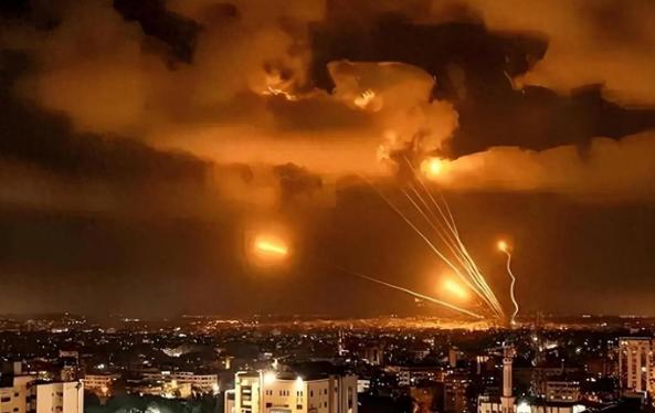 不少人觉得，伊朗只有把美国彻底击败才叫赢，其实大错特错。从战术层面上来说，伊朗现