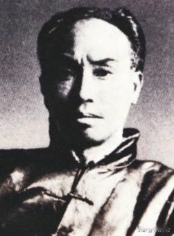1942年5月27日，陈独秀病逝于四川的一个小山村里，临终前对小29岁的妻子潘兰