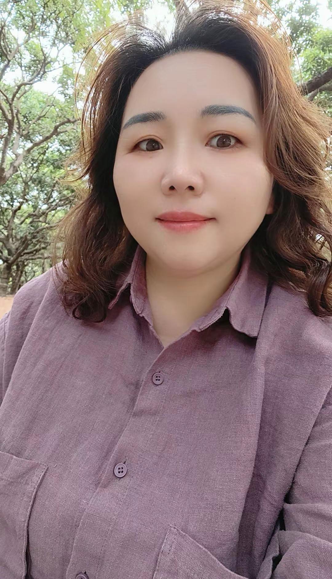 亲爱的老己:2026做个温暖的人，以最大的平静，去爱我们不确定的生活，人静心安，