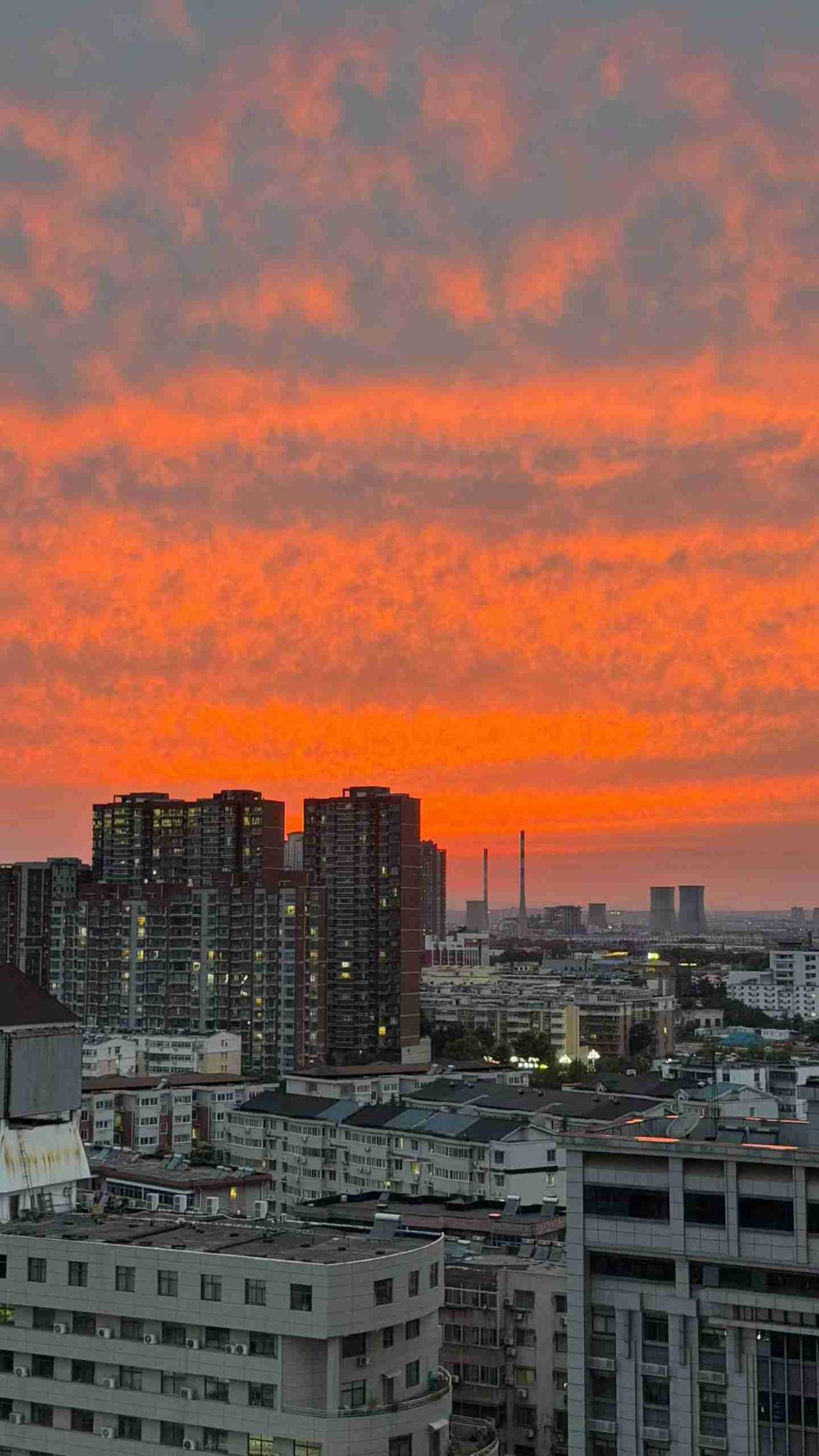 我的今日状态：😁轻松愉快
我这里的天气：☀️晴天