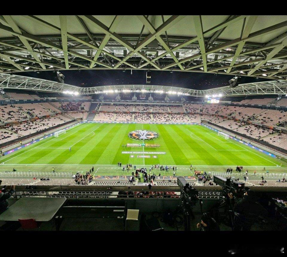 12月12日讯 欧联联赛阶段第6轮，尼斯主场迎战布拉加。赛前法国媒体RMC发布的