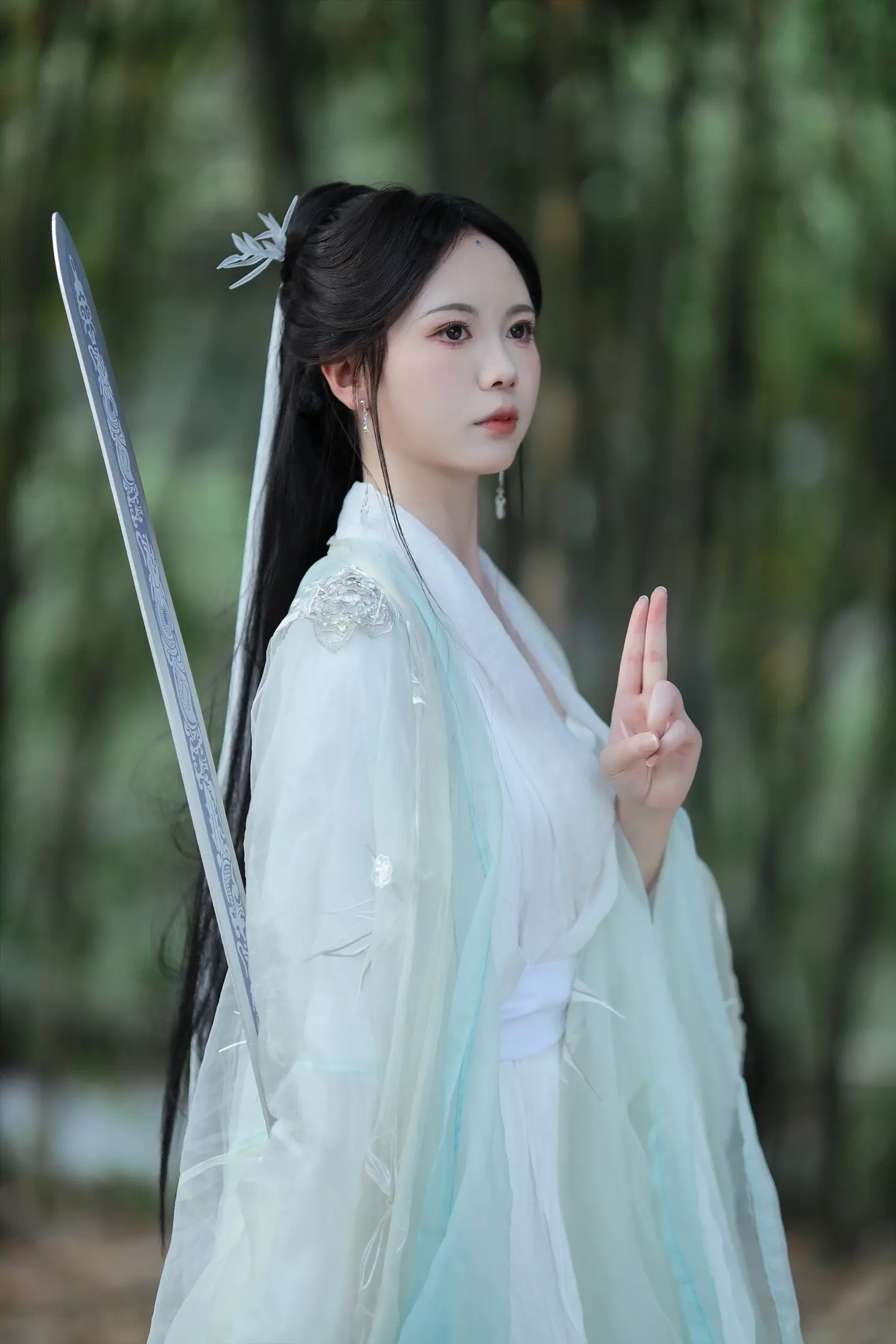 师姐她，修的可是无情道。