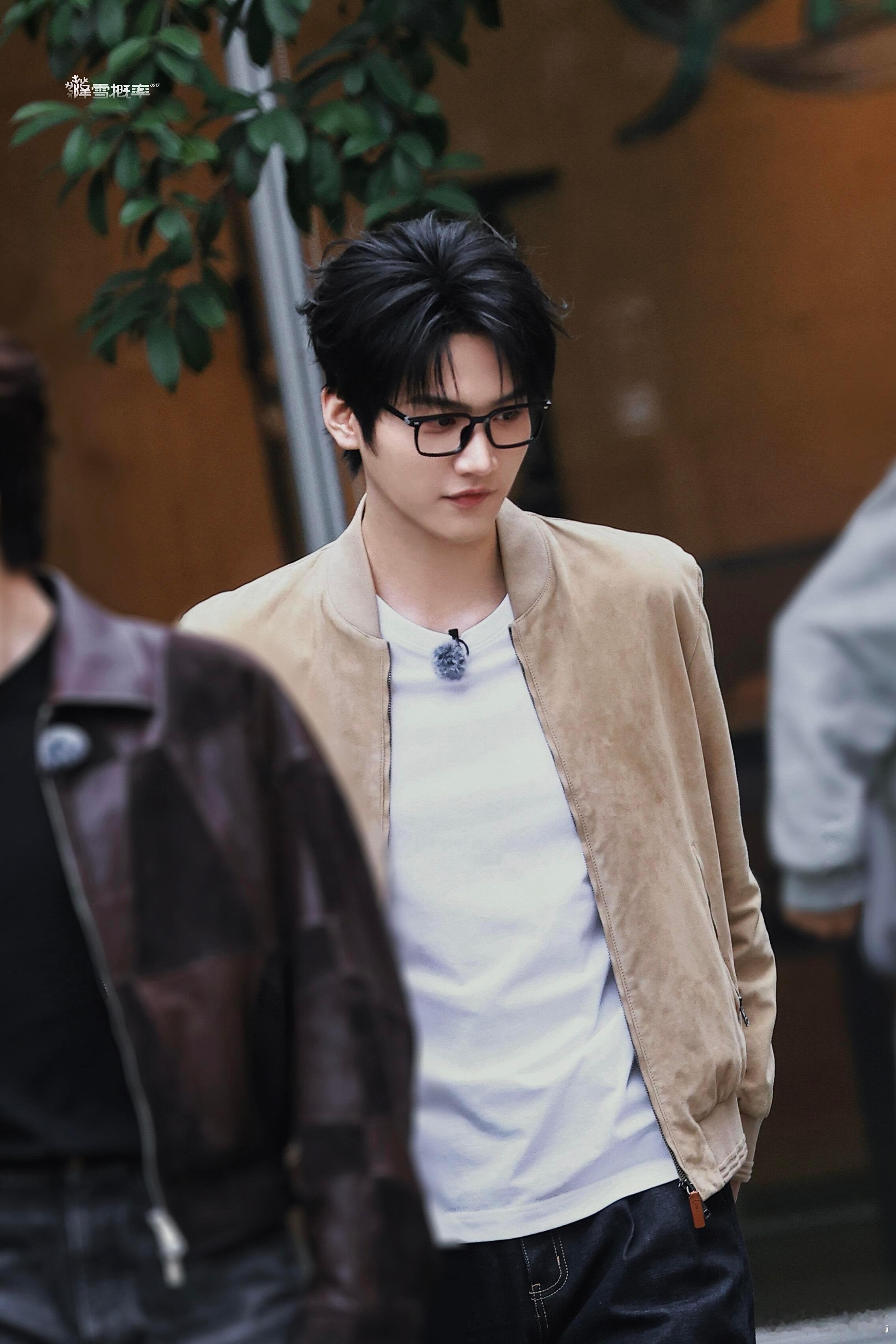 周柯宇吴彦祖演哪吒敖丙速速来看这段封神对手戏！周柯宇和吴彦祖演哪吒敖丙真的太有氛