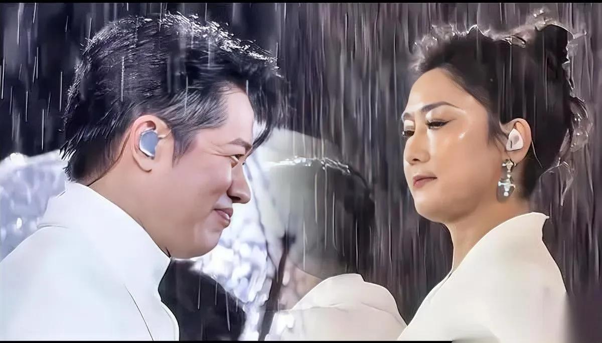 刷视频刷到个名场面！

大哥直接把麦摔了？

舞台上，老搭档正唱得起劲，男主突然