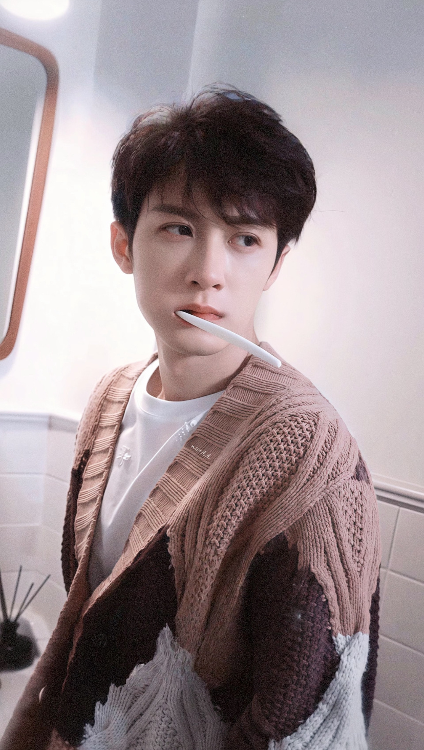 檀健次  tjc檀健次爱情有烟火 tjc檀健次李亦非 “因为你的出现让我一个三分