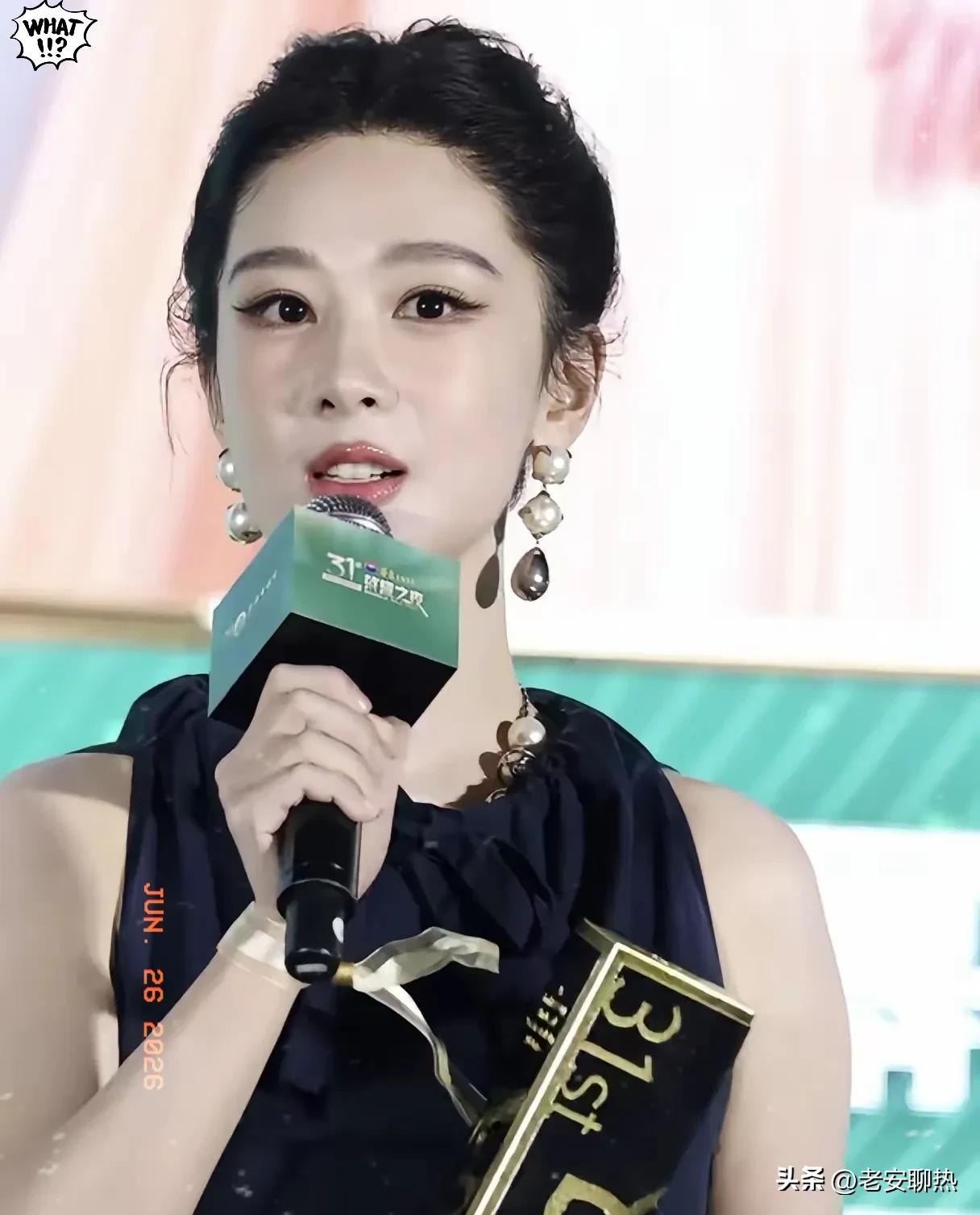 杨紫昨晚在白玉兰晚宴的发言，越听越让人觉得难受
不是她的态度卑微，是她说的话，让