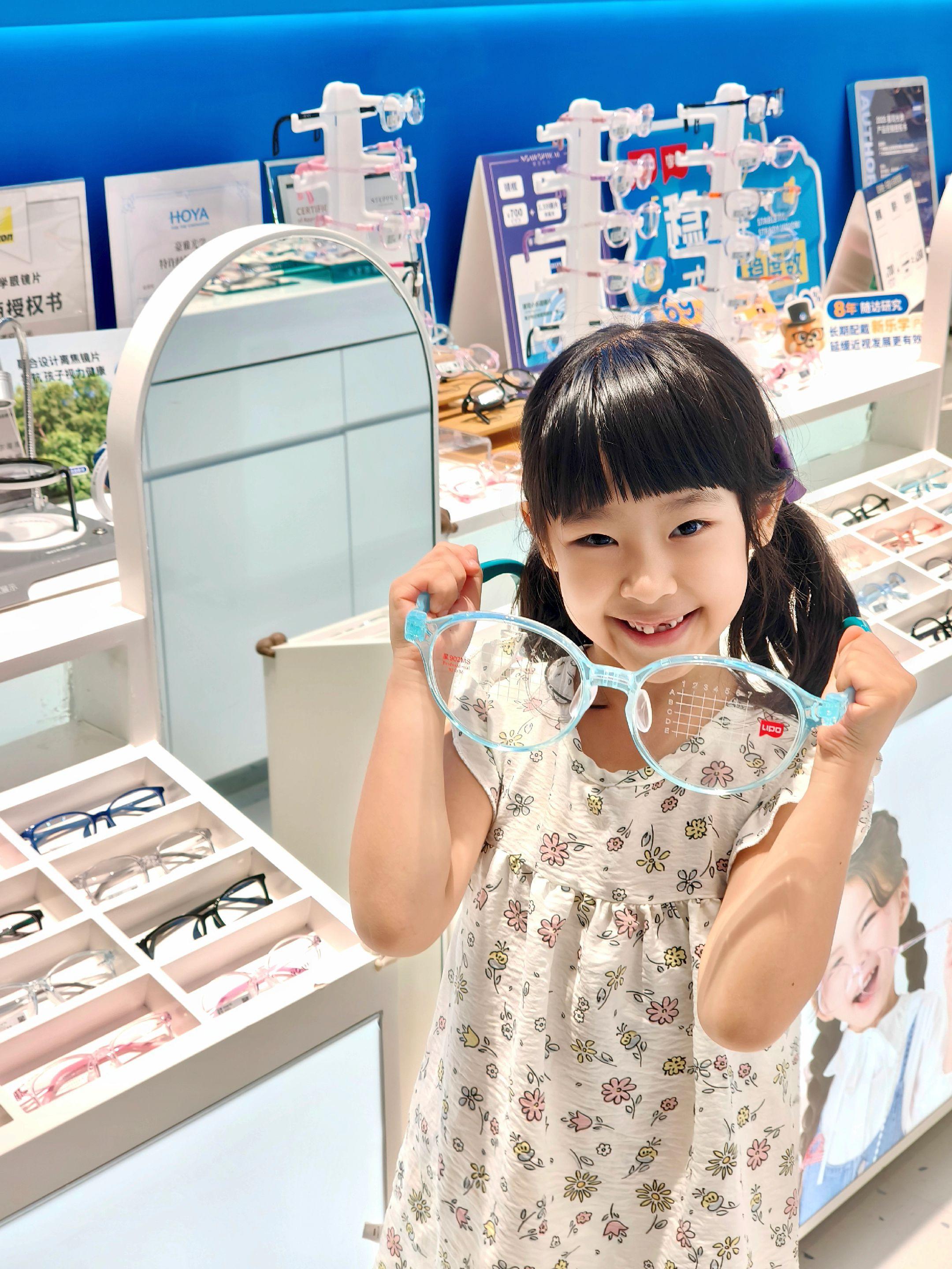 三月复查，度数继续0增长！