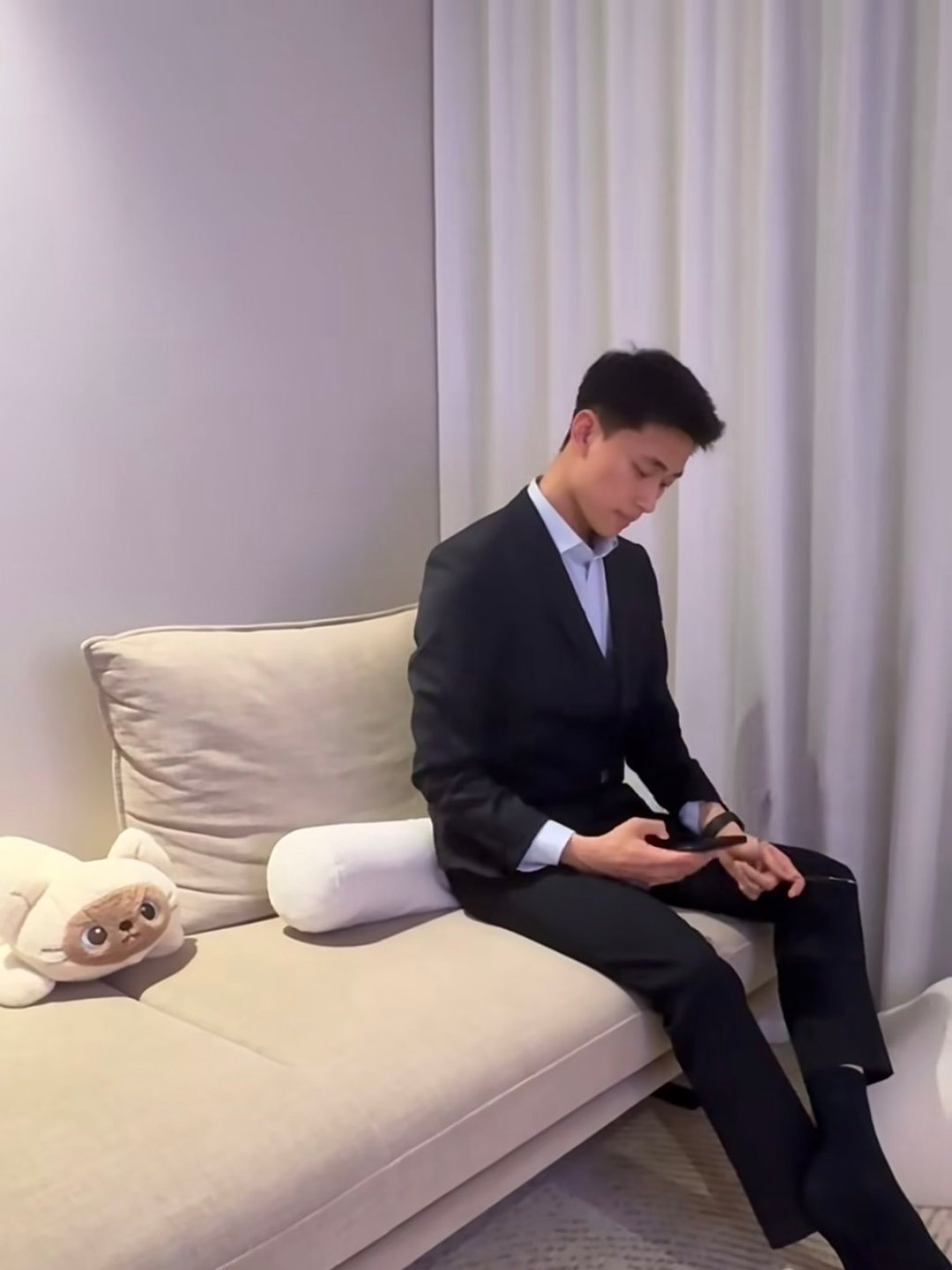 对正装黑袜好有感觉皮鞋黑袜正装男 亲亲帅哥