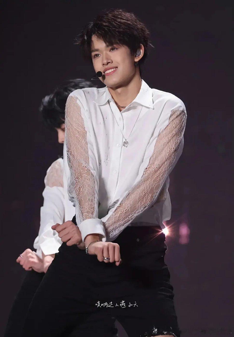现在内娱对男爱豆这么没要求了吗 ​​​