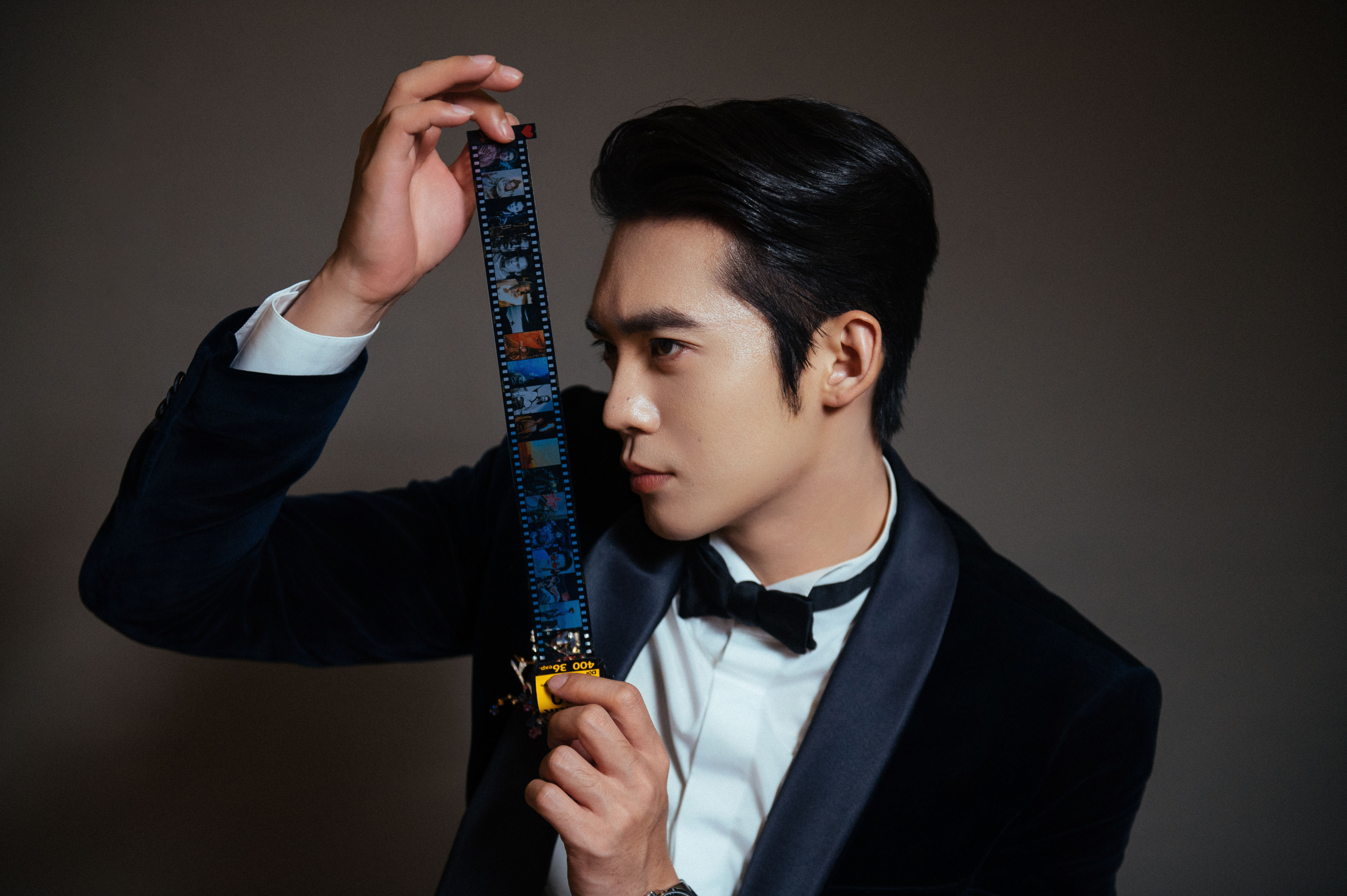 于适 ｜ 北京国际电影节北影节红毯 造型图集揭晓 ，我们银幕宠儿带着新作《四渡》