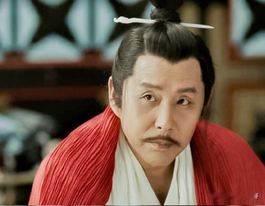 最冷不过帝王心啊！从庆帝能够亲手设计杀了叶轻眉开始，就注定在他眼里君权至上，皇权