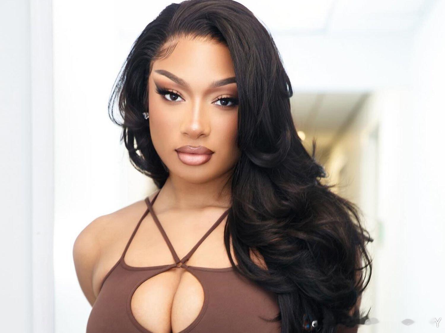 Meg接受《人物》杂志采访，谈及即将推出的专辑《MEGAN ACT III》。“