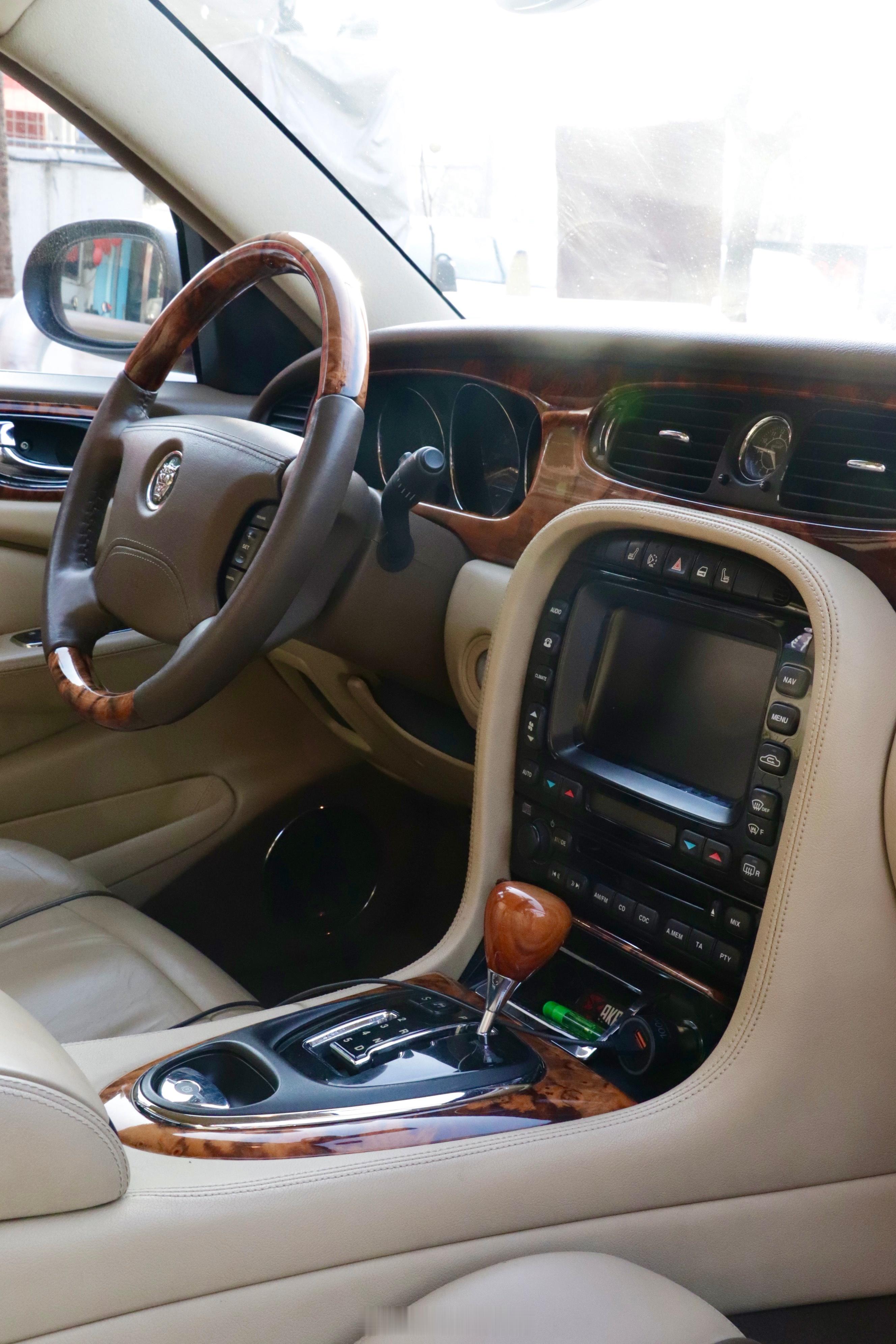 英伦复古风复古风汽车 西安·80s Highway Club公路商店