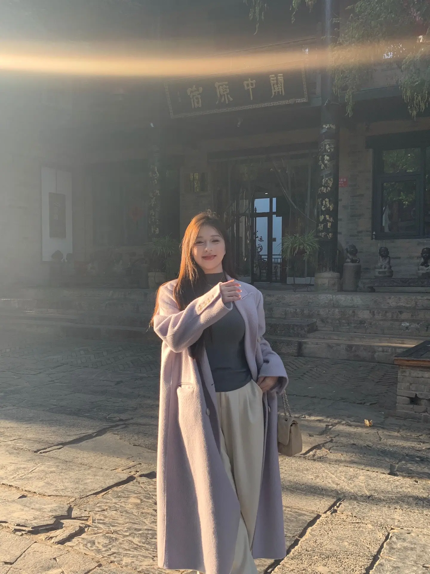 不管你的出身 学历 家庭背景 只要你勇敢的做自己就总有人会爱你