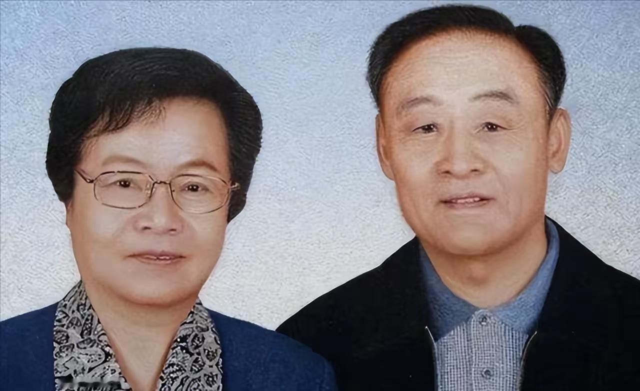 1962年，聂力和丁衡高在广州留园结婚，贺龙元帅参加了婚礼，他和聂荣臻的关系非常