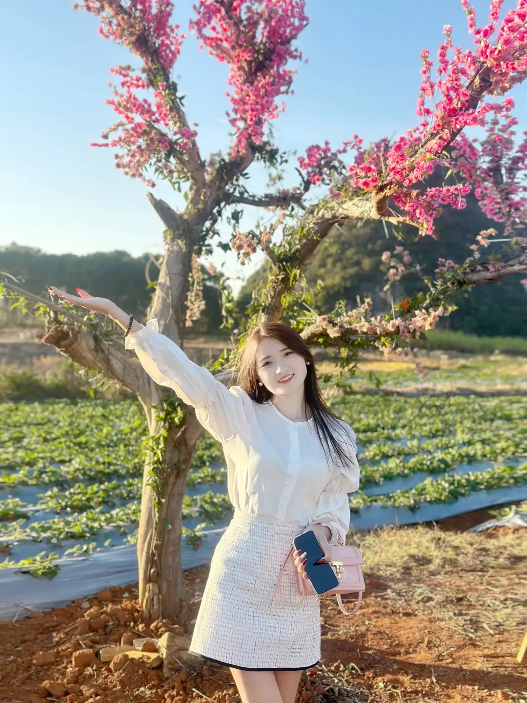 笑容最治愈的女孩 人间水蜜桃 花花世界迷人眼 甜美女孩 一年四季都很美