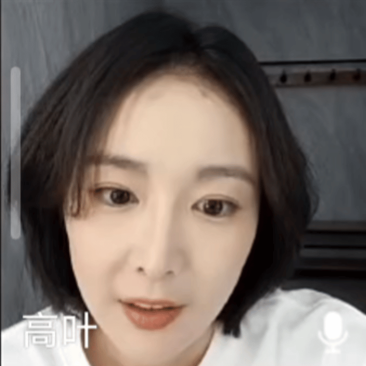 高叶白色萨摩耶本耶 天呐真的好萌一只耶耶🐶第一个想出高叶萨摩耶塑的简直是天才！
