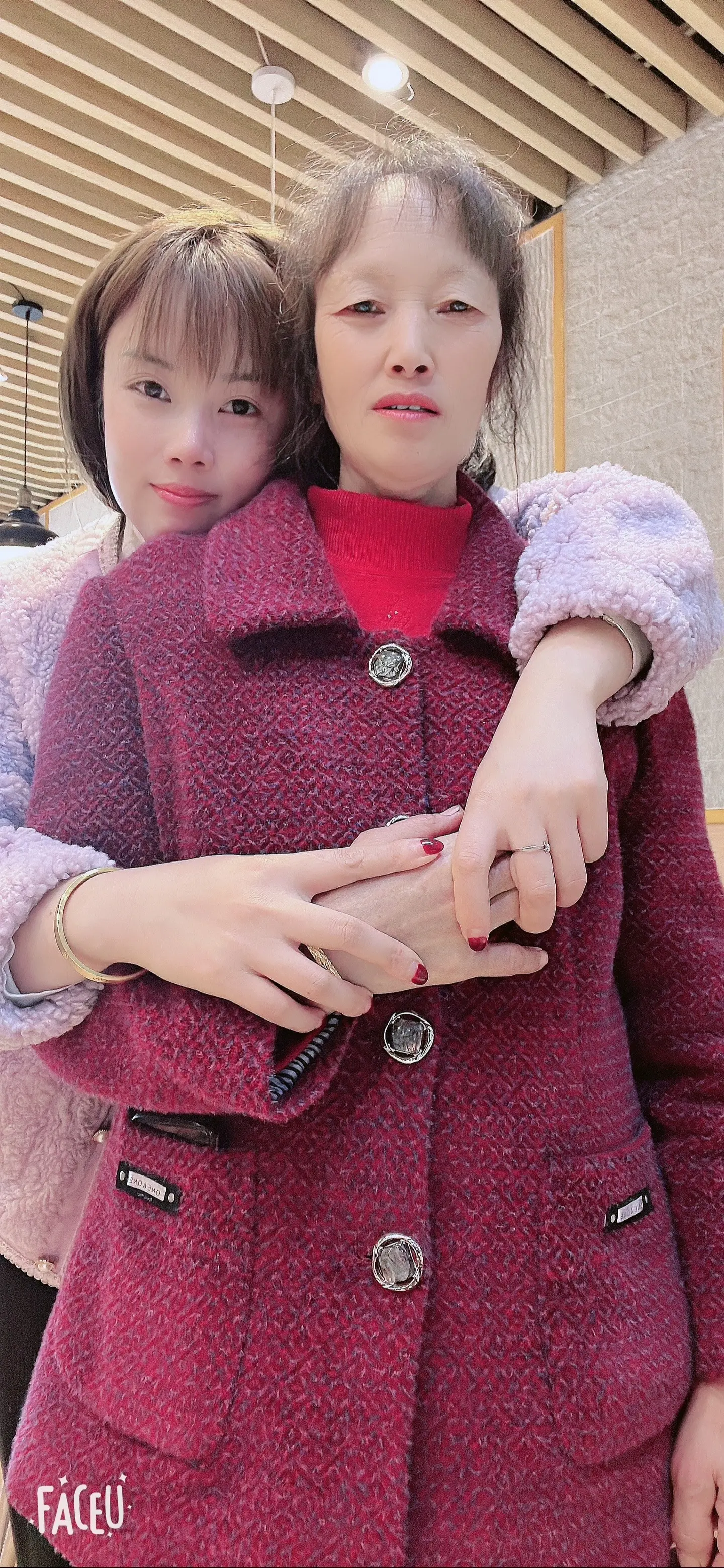 妈妈，你下辈子养条狗吧！女儿太失败了，这一生都没有让你过上好日子