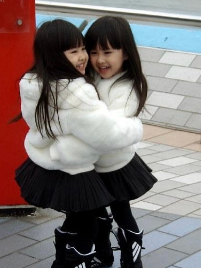 2006 vs. 2026 不一樣的時間，一樣的擁抱<3 