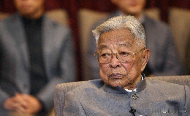 褚时健1999年法庭直言：认错不认冤，这股硬气藏着17年创业血与泪！
 
199