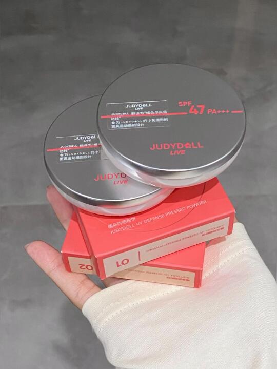 朵子新品💿0感柔焦自带防晒！早八梦中情饼！