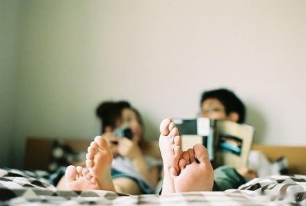 中国人的性生活比性萧条更复杂，根据调查数据显示：在有伴侣的前提下，“00后”的性