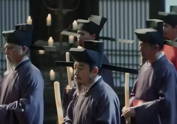 为什么北宋没有成为五代之后的第六代呢？赵匡胤到底做对了什么？

五代十国那段日子