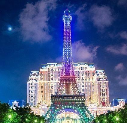 澳门之所以不闹腾，最重要的原因是 葡萄牙 人在离开时几乎把所有澳门人及其后代都拥