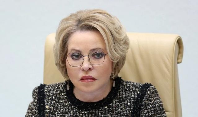 俄罗斯高层表态：不会抓捕泽连斯基，但要让他“上审判席”！

关于俄罗斯会不会对泽