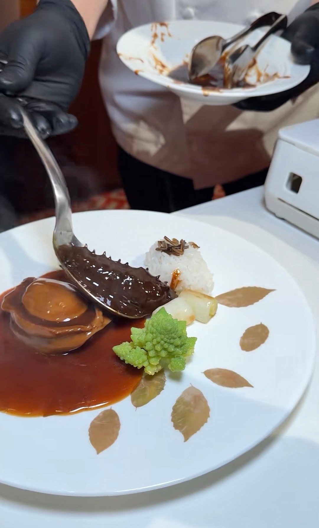 看到还有根海参的时候简直了 