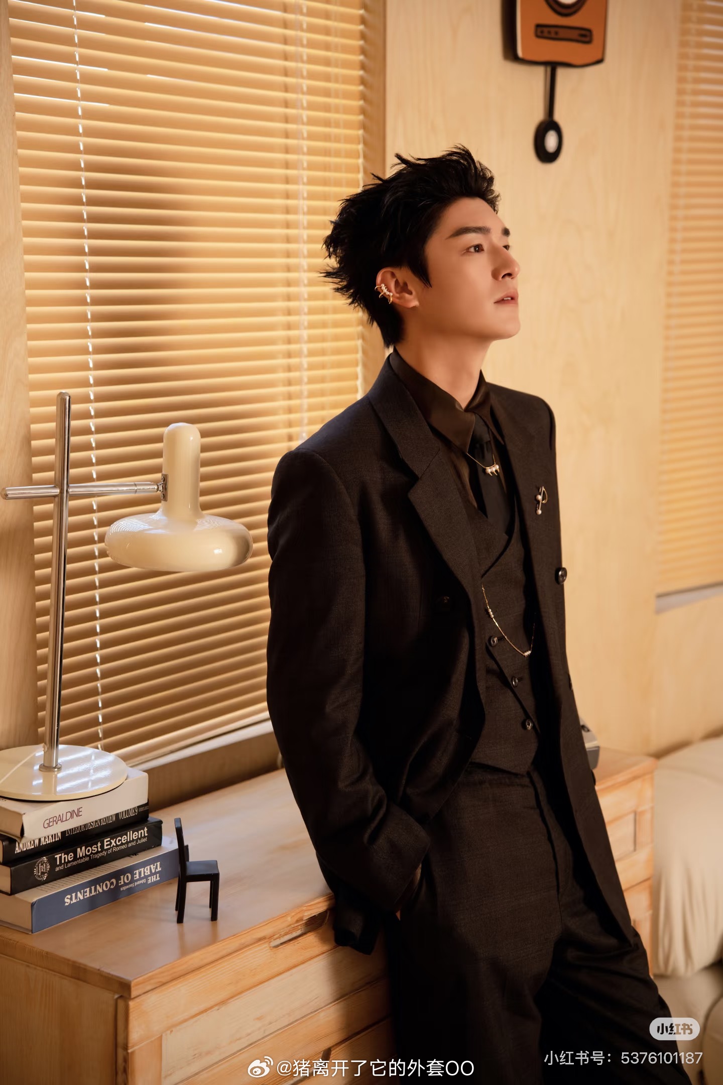 恭喜杨旭文获得中国电视剧制作产业年度大会最受欢迎男演员！