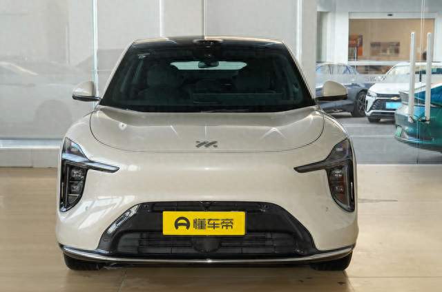 20万级家庭SUV，我认真看智己LS6