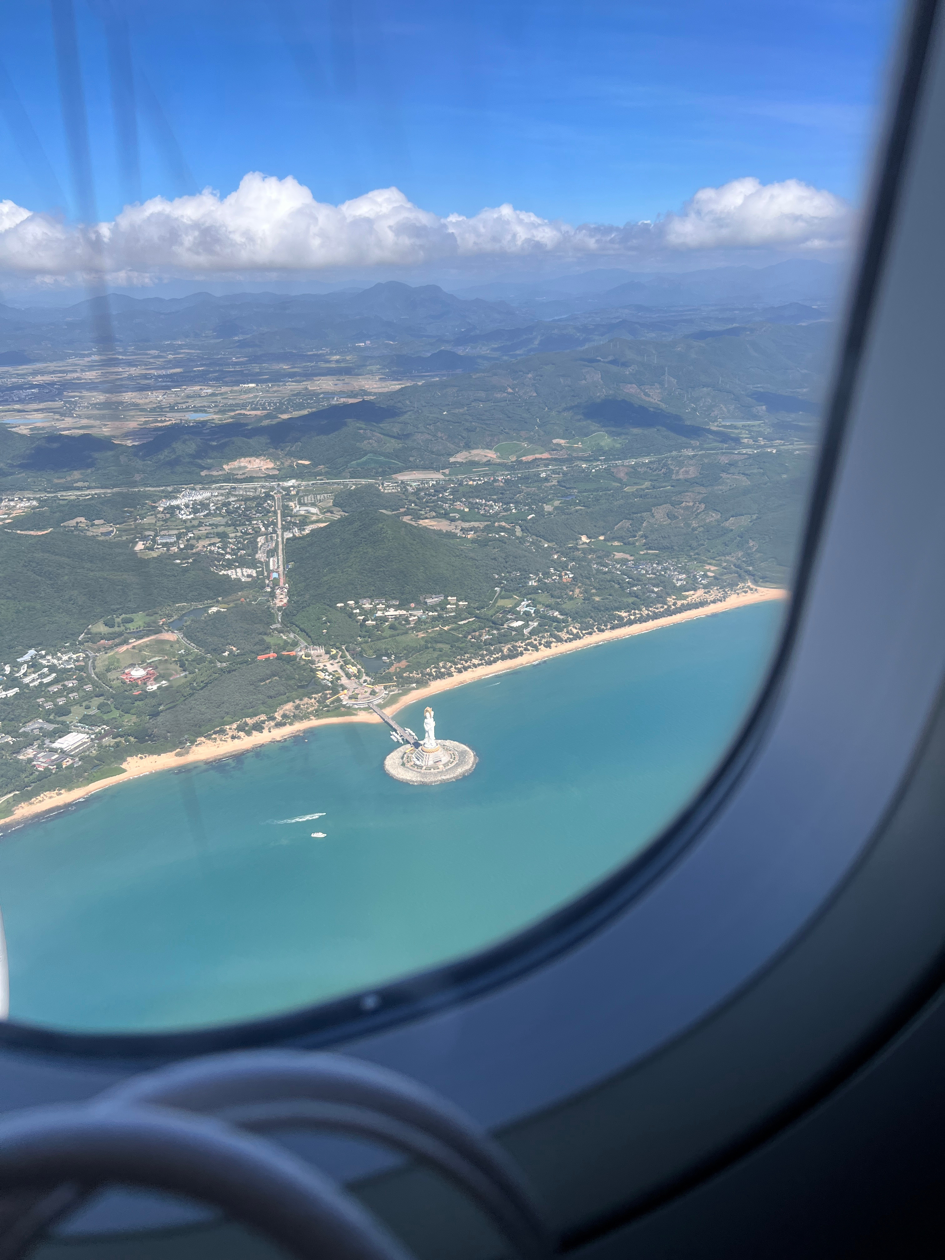 🛬  ​​​