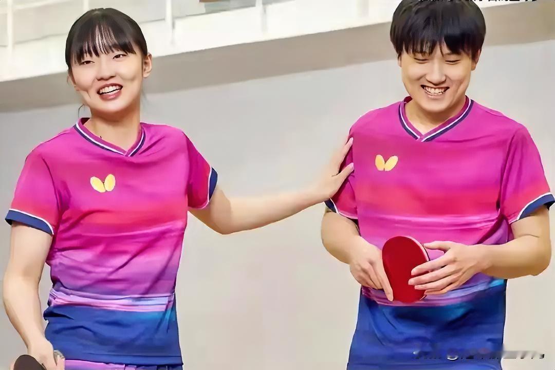 妹妹拿了两块金牌，张本智和比谁都高兴。6月16日，张本美和18岁生日。

同一天