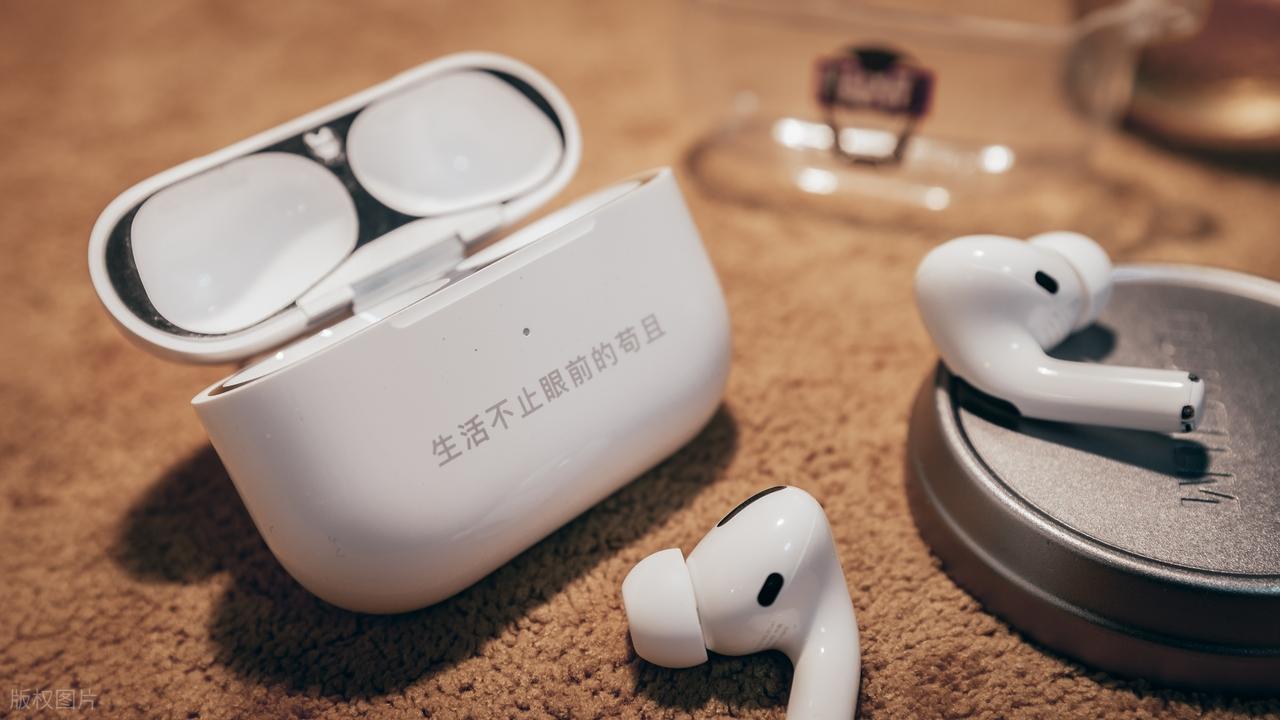 手机音频的营销神话，该醒醒了！
翻开旗舰手机详情页，音频栏总堆满杜比全景声、哈曼
